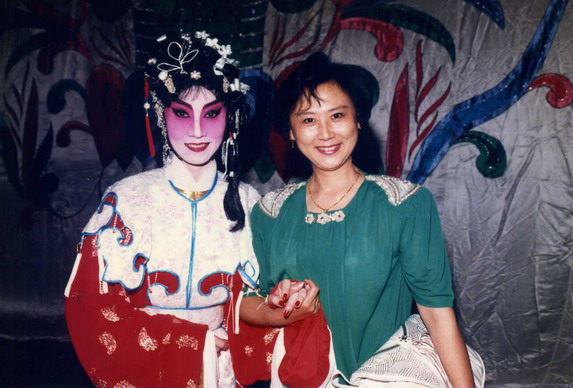 右為大陸名角劉長瑜
